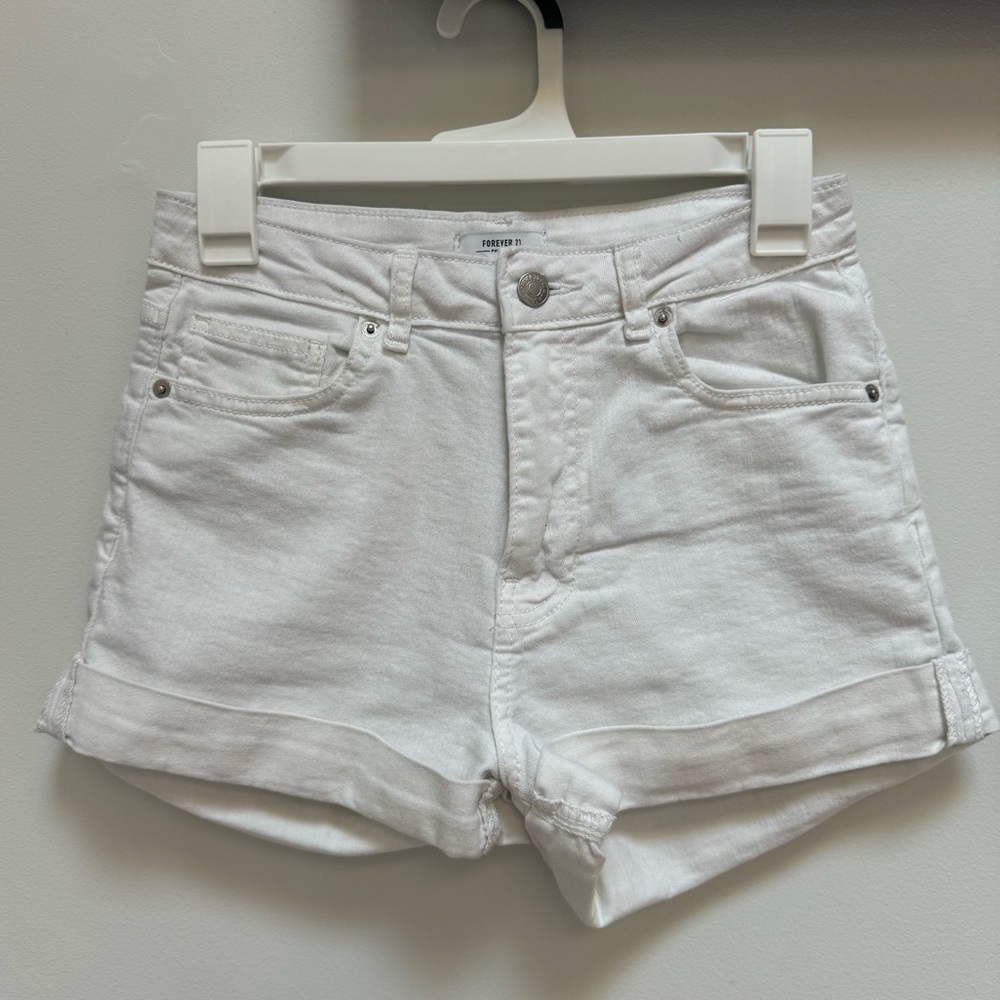 Forever21 Premium White Jean Cuffed Shorts‎ Size 27